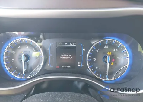 2021 Chrysler Voyager Lxi из США, поврежденный, VIN 2C4RC1DG1MR504452